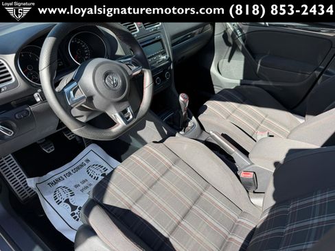 Used 2012 Volkswagen Golf 4-Door image 15