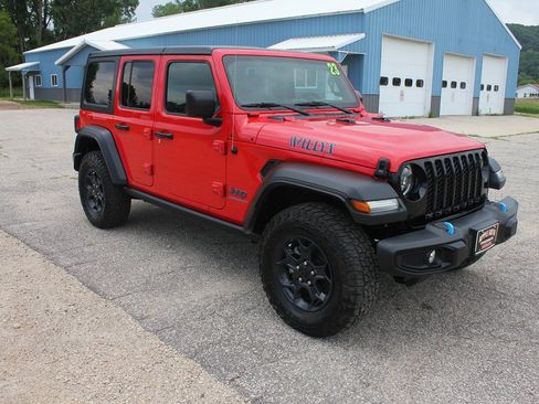 Used 2023 Jeep Wrangler Unlimited w/ Cold Weather Group AWD/4WD image 3