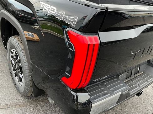 New 2026 Toyota Tundra SR5 AWD/4WD image 14
