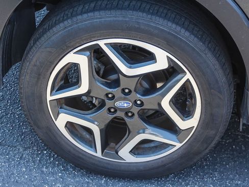Used 2019 Subaru Crosstrek 2.0i Limited w/ Moonroof Package w/Navigation AWD/4WD image 11