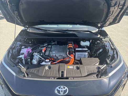 Used 2026 Toyota bZ FWD image 32