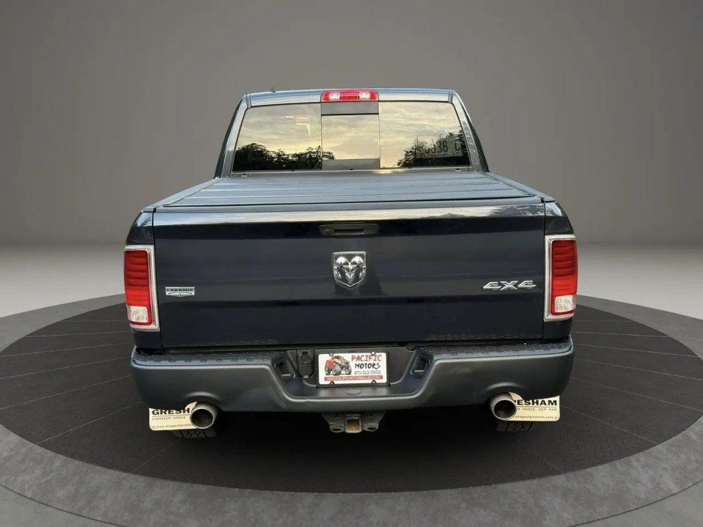 Used 2019 RAM 1500 Laramie AWD/4WD image 8