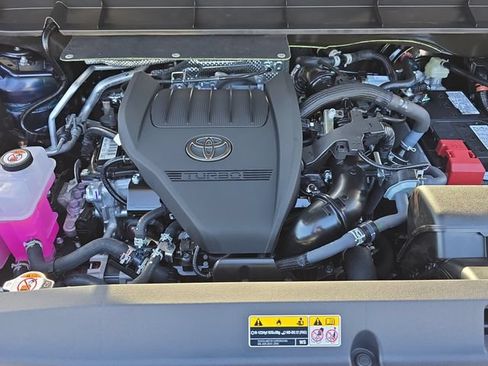 New 2026 Toyota Highlander XLE AWD/4WD image 32