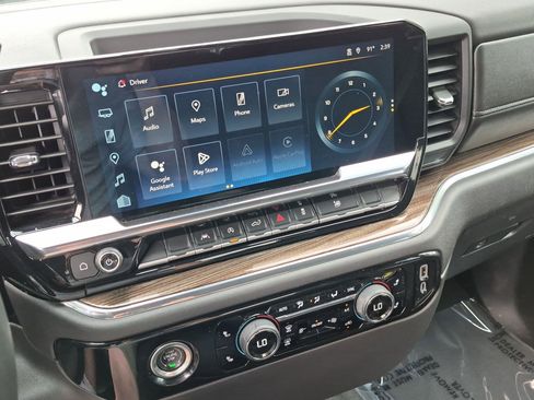 Used 2024 Chevrolet Silverado 1500 LT AWD/4WD image 23