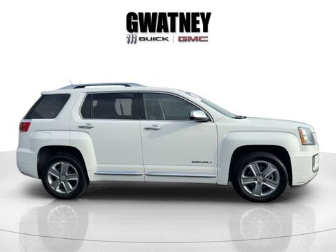 Used 2017 GMC Terrain Denali image 8