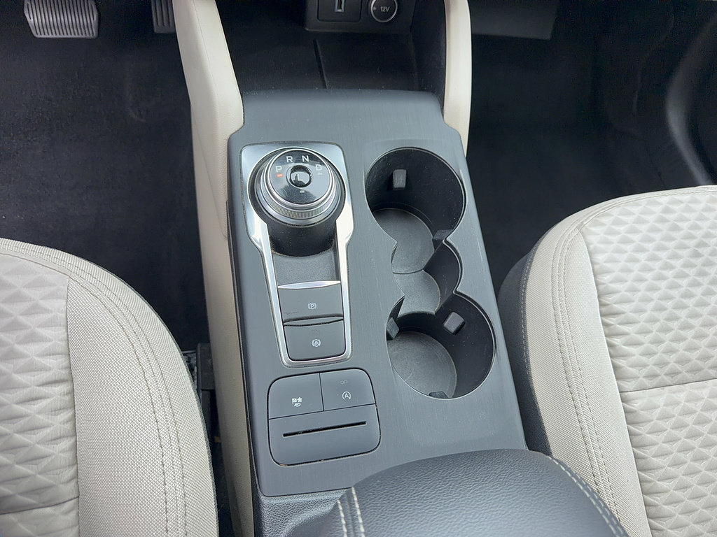 Used 2020 Ford Escape SE FWD image 25