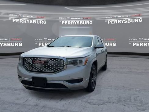 Used 2018 GMC Acadia Denali AWD/4WD image 3