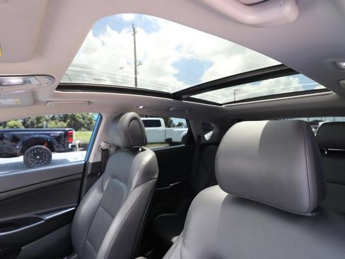 Used 2017 Hyundai Tucson Limited w/ Limited Ultimate Package 03 FWD image 4