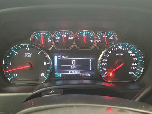 Used 2018 Chevrolet Silverado 1500 LT w/ Texas Edition RWD image 23