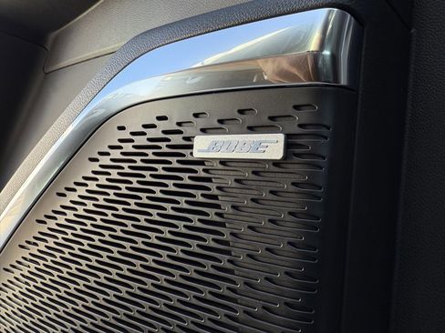 New 2025 GMC Acadia Elevation w/ Elevation Premium Package image 24