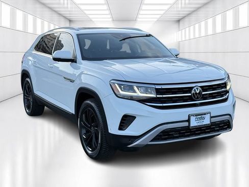 Used 2020 Volkswagen Atlas Cross Sport SEL Premium image 3
