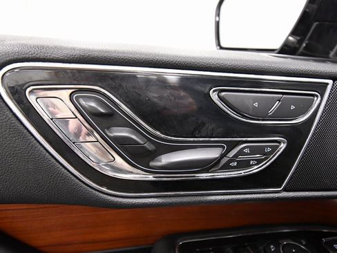 Used 2020 Lincoln Navigator Reserve w/ Equipment Group 208A image 14