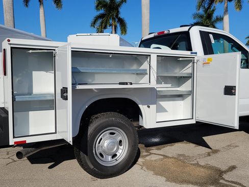 New 2026 Ford F250 XL image 10