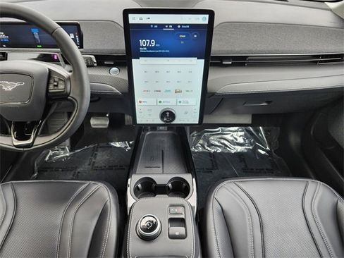 Certified 2022 Ford Mustang Mach-E Premium image 14