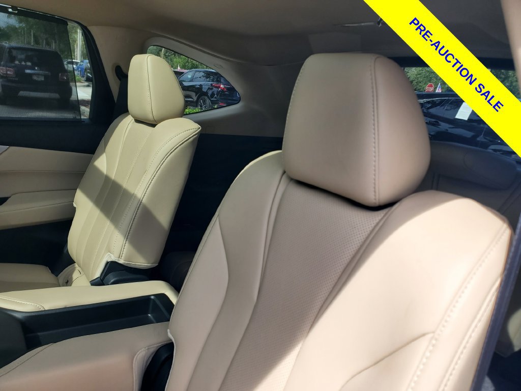 Used 2024 Acura MDX w/ Technology Package FWD image 13