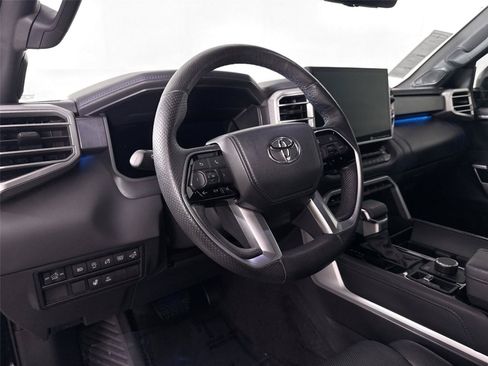 Used 2023 Toyota Tundra Platinum AWD/4WD image 4