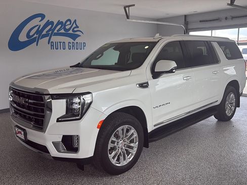 Used 2023 GMC Yukon XL SLT w/ SLT Luxury Package AWD/4WD image 1