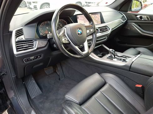 Used 2019 BMW X5 xDrive40i w/ Convenience Package AWD/4WD image 9