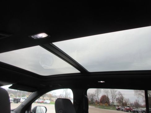 New 2026 GMC Acadia Elevation w/ Super Cruise Package image 16