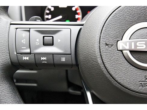 Certified 2024 Nissan Rogue S image 13