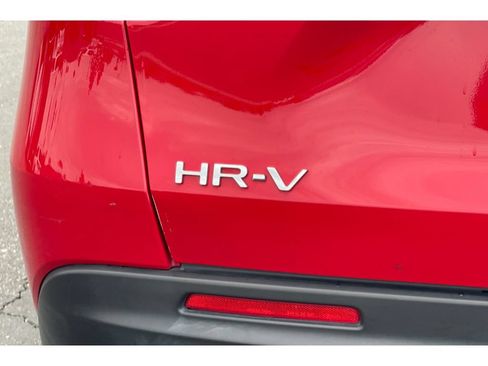 Used 2024 Honda HR-V Sport image 17