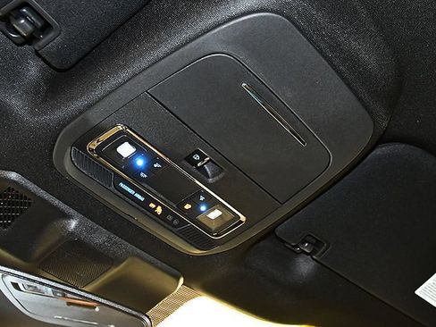 Used 2025 Ford F150 Lariat w/ Equipment Group 502A High AWD/4WD image 28