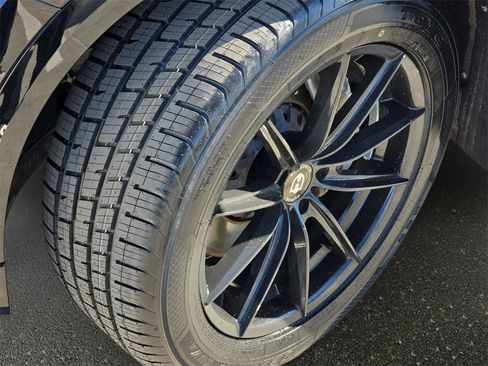 Used 2019 Audi Q8 Premium w/ Convenience Package image 36