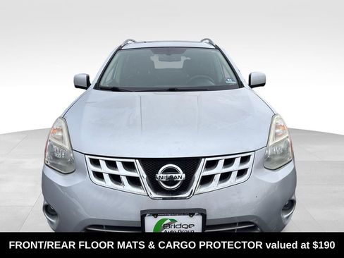 Used 2012 Nissan Rogue SL AWD/4WD image 2