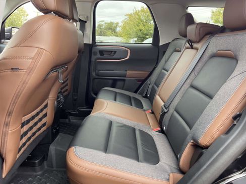 Used 2022 Ford Bronco Sport Outer Banks w/ Tech Package image 10