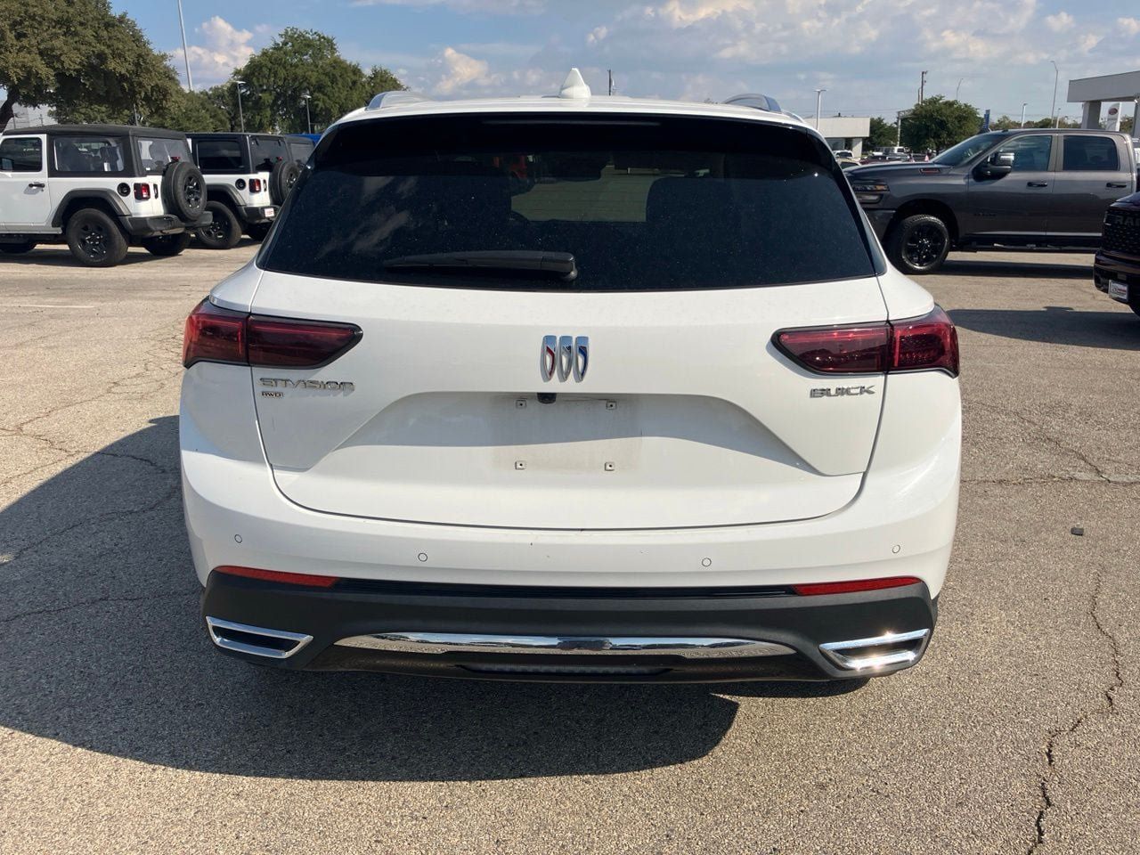 Used 2024 Buick Envision Preferred AWD/4WD image 5