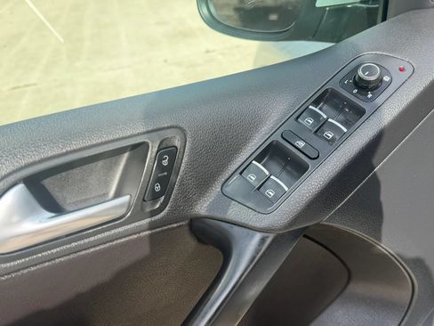 Used 2017 Volkswagen Tiguan Wolfsburg Edition FWD image 13