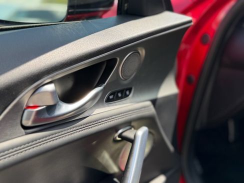 Used 2018 Kia Stinger GT2 RWD image 19
