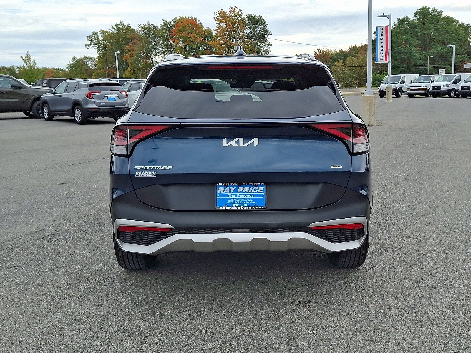 Used 2023 Kia Sportage EX AWD/4WD image 5