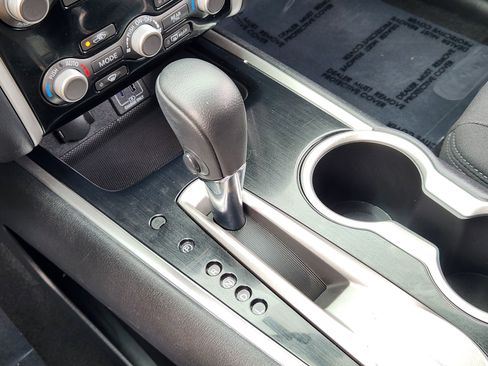 Used 2020 Nissan Pathfinder SV w/ Cargo Package image 21