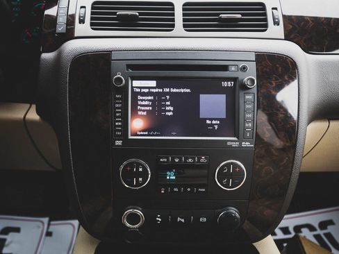 Used 2013 GMC Sierra 3500 Denali image 5