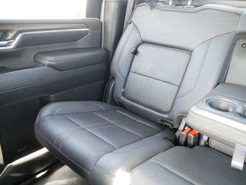 Used 2024 Chevrolet Silverado 3500 High Country w/ Z71 Off-Road Package AWD/4WD image 12