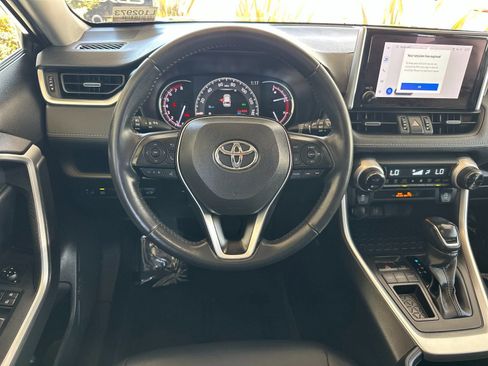 Used 2023 Toyota RAV4 XLE Premium FWD image 16