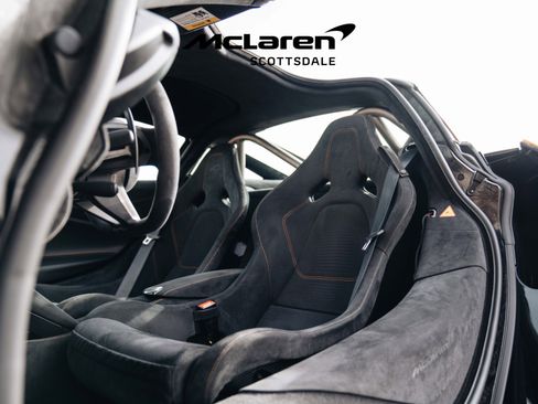 Used 2024 McLaren 750S RWD image 26