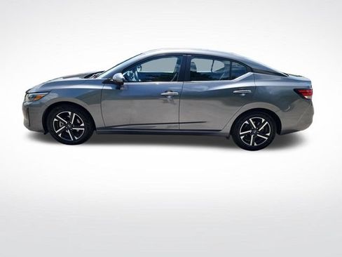 Used 2025 Nissan Sentra SV FWD image 2