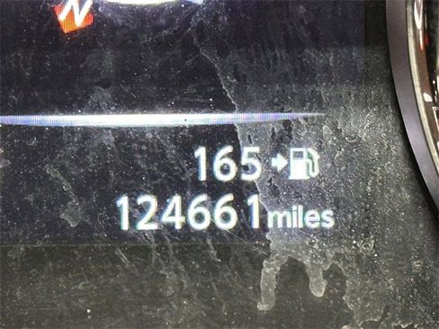 Used 2017 Nissan Rogue Sport SL image 30