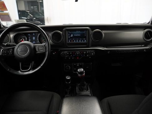 Used 2021 Jeep Wrangler Unlimited Sport AWD/4WD image 28