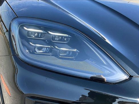 New 2026 Porsche Cayenne GTS image 12