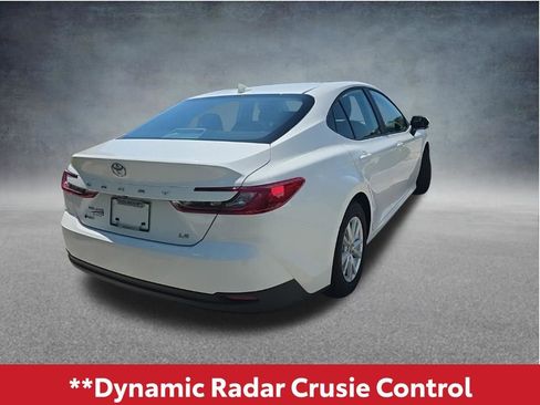Used 2026 Toyota Camry LE FWD image 6