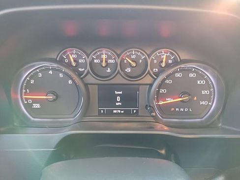 Used 2020 Chevrolet Silverado 1500 Custom Trail Boss w/ Custom Convenience Package image 30