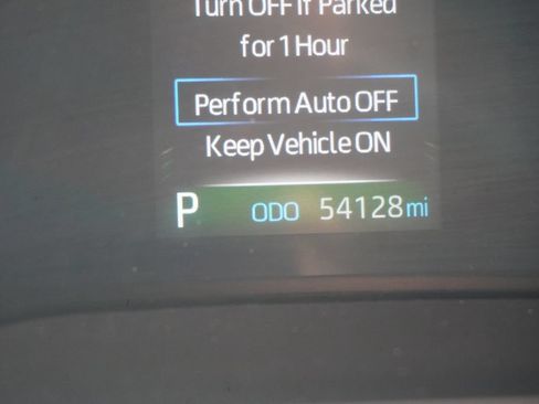 Used 2021 Toyota Sienna LE FWD image 3