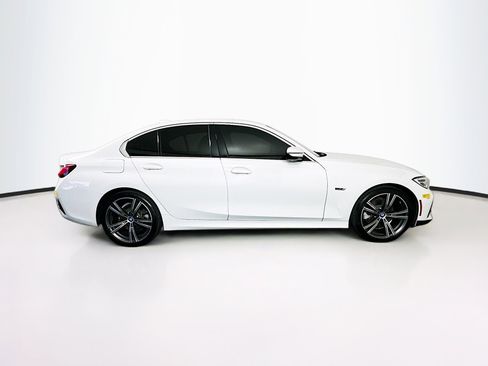 Used 2022 BMW 330e w/ Premium Package RWD image 10