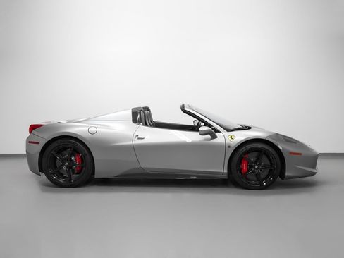 Certified 2014 Ferrari 458 Spider image 6