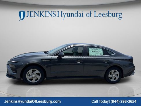 New 2026 Hyundai Sonata SE FWD image 10