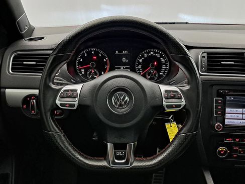 Used 2012 Volkswagen Jetta GLI Autobahn image 9