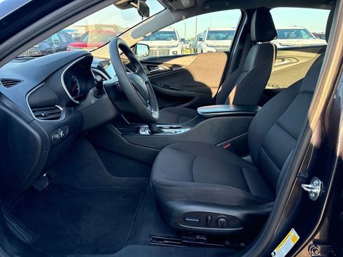 Used 2023 Chevrolet Malibu LT FWD image 15